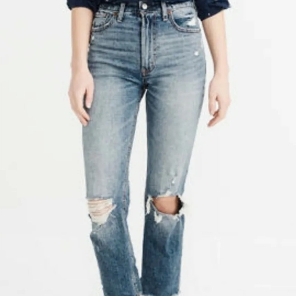 A&f straight leg denim jean - medium wash